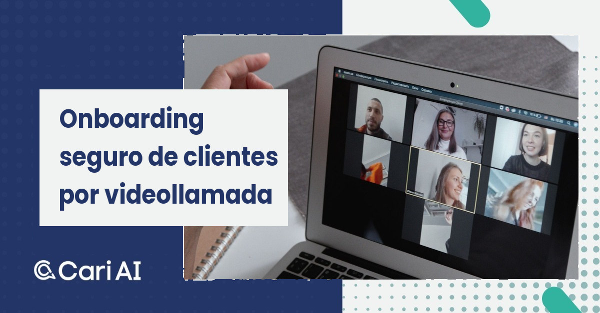Videollamada grupal en la pantalla de una laptop, en el contexto del onboarding de clientes a distancia.